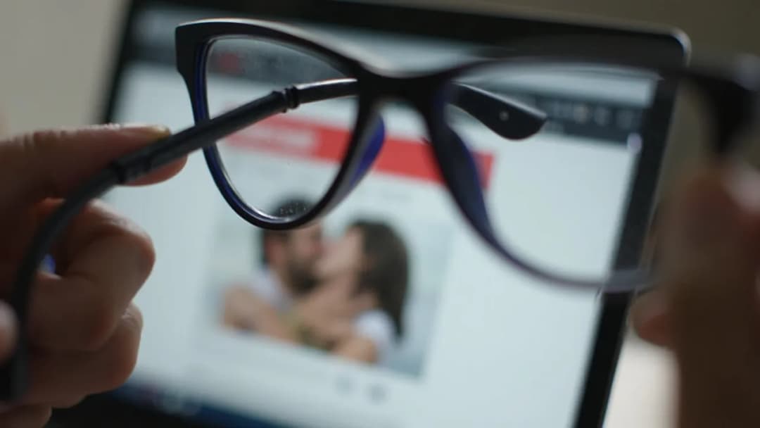 Czy orgazm to grzech? Odkryj różne religijne perspektywy