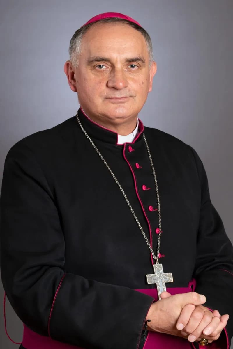 Kim jest biskup? Rola, funkcje i znaczenie w Kościele katolickim wyjaśnione