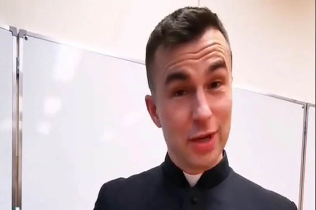 Czy zakupy w niedzielę to grzech? Odkryj moralne dylematy tej kwestii