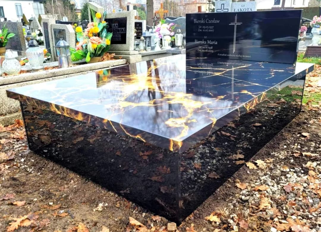 Ile kosztuje pomniki na cmentarz? Ceny i wzory, które zaskakują