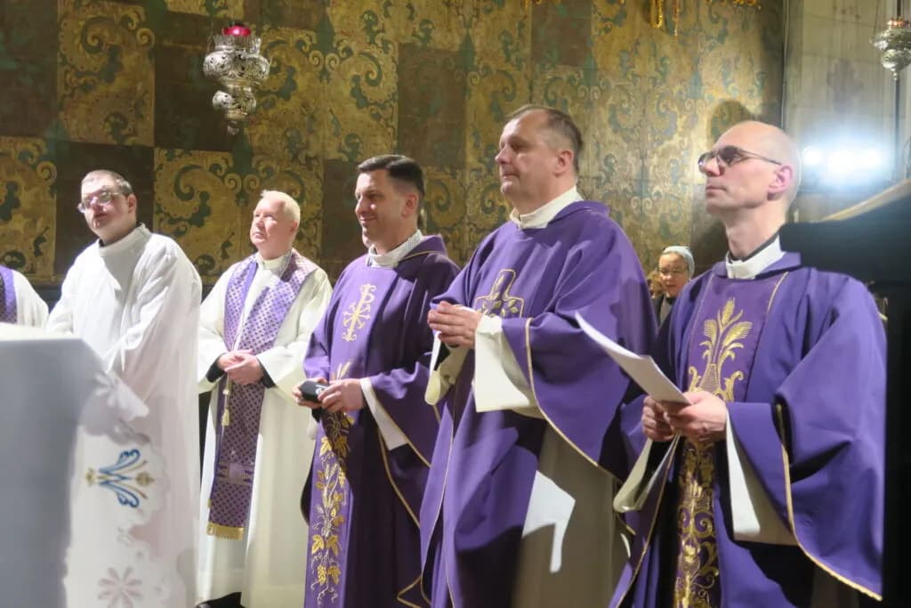 Czuwanie w kościele: co to jest i dlaczego jest tak ważne? Czuwanie w kościele: co to jest i dlaczego jest tak ważne?