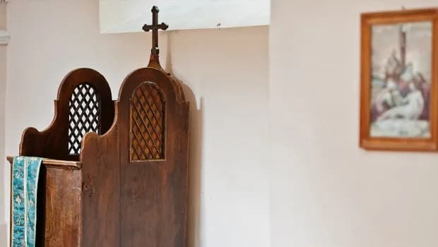 Czy palcówka to grzech? Odkryj, co mówi Kościół o tym działaniu