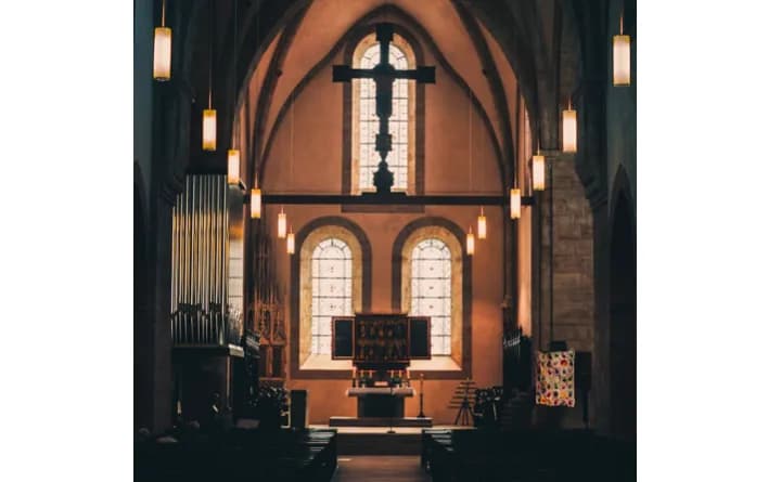 Najlepsze pamiątki na komunię, które zachwycą każde dziecko